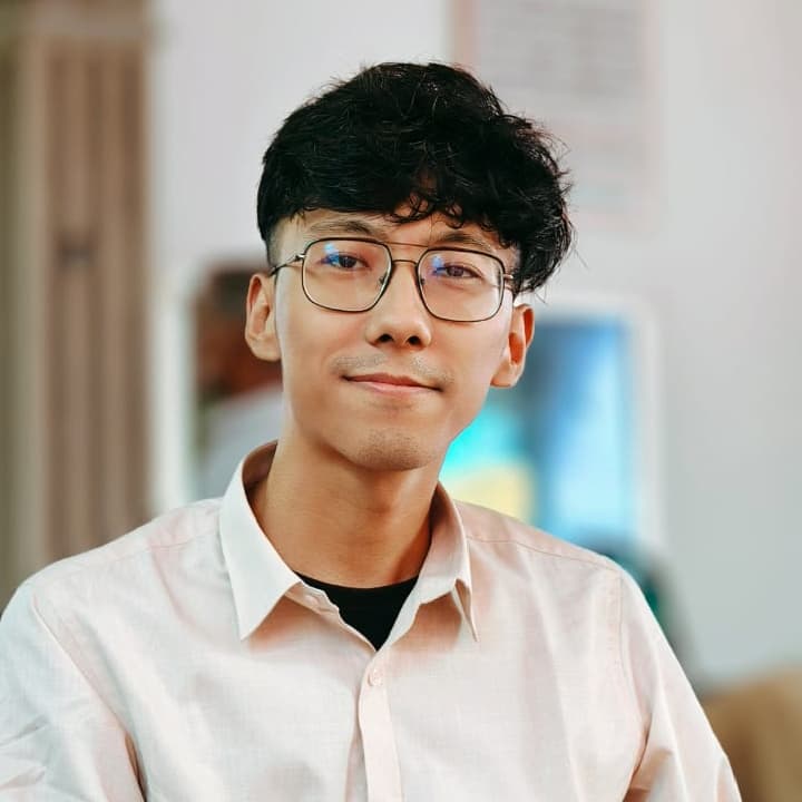 Portrait of Emon Singha, Software Engineer